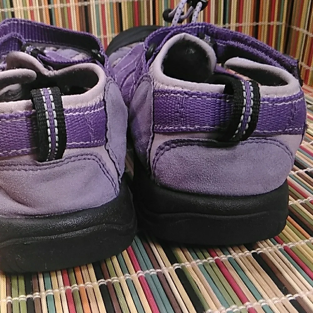 KEEN WATERPROOF SANDALS WOMEN'S